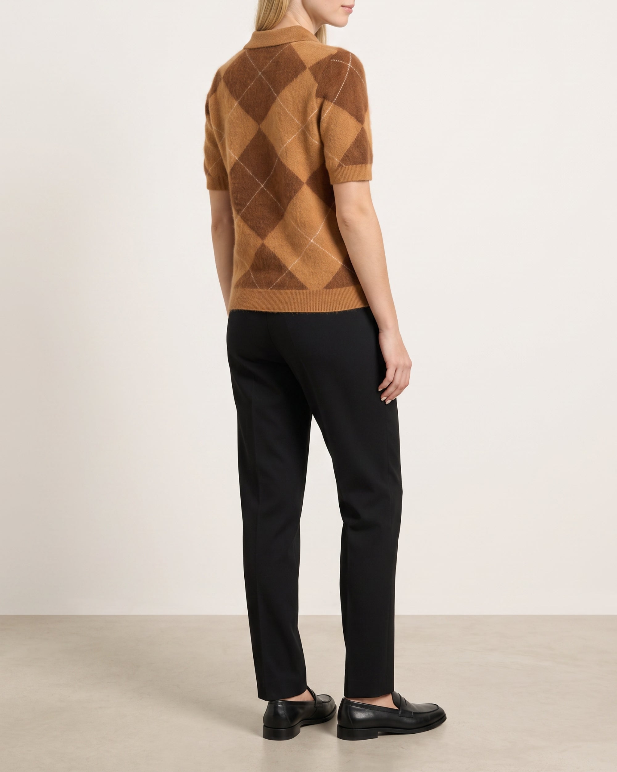 Argyle Strick-Polo in Cinnamon Toffee White, Gesamtansicht