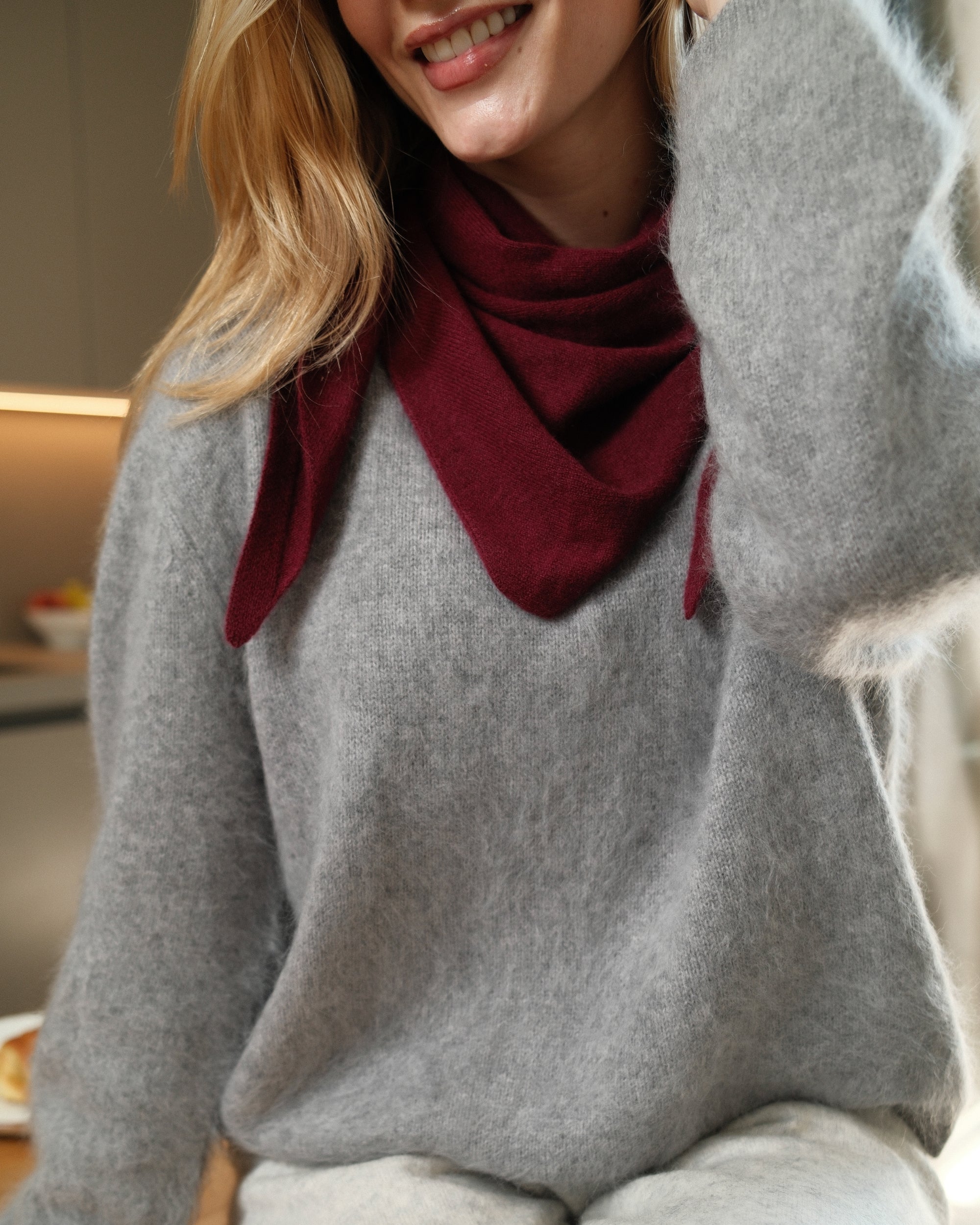 Dreieckstuch aus 100% Kaschmir in Bordeaux #Farbe_Bordeaux