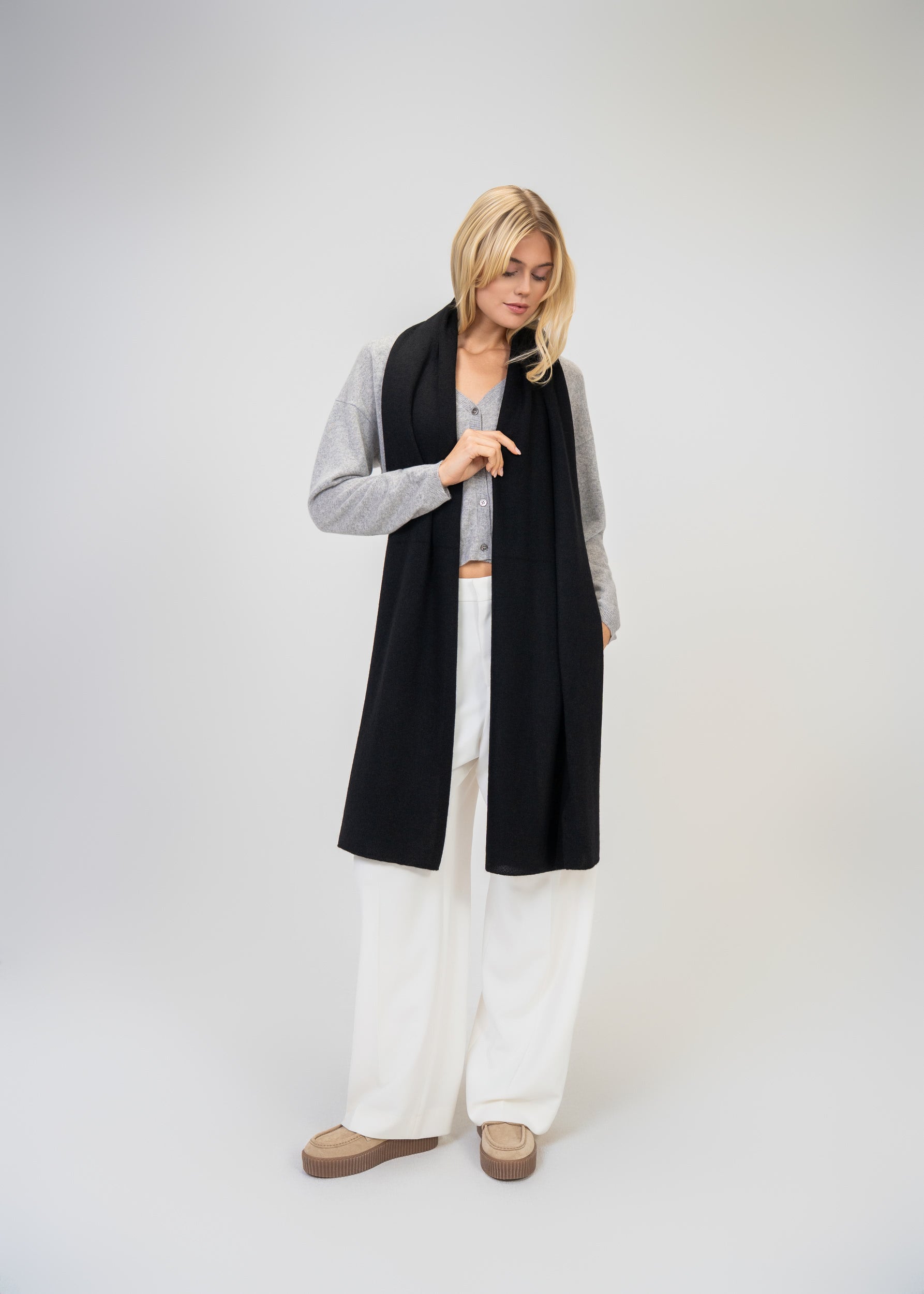 Large Scarf made of 100% pure Cashmere