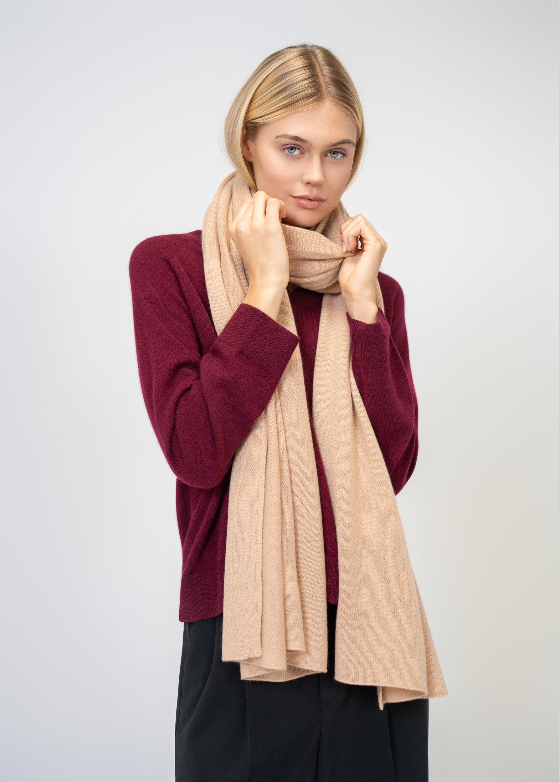 Large Scarf made of 100% pure Cashmere