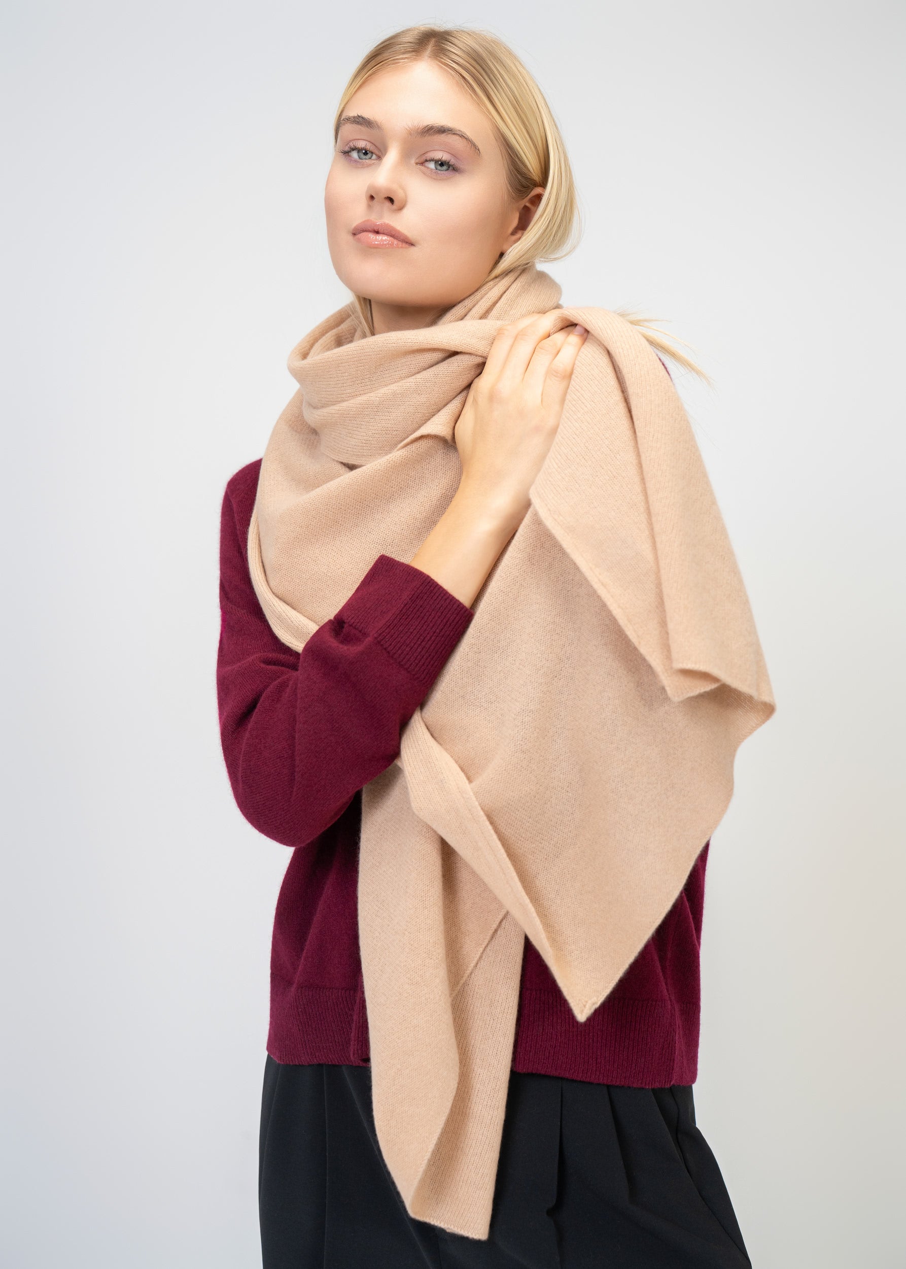 Large Scarf made of 100% pure Cashmere