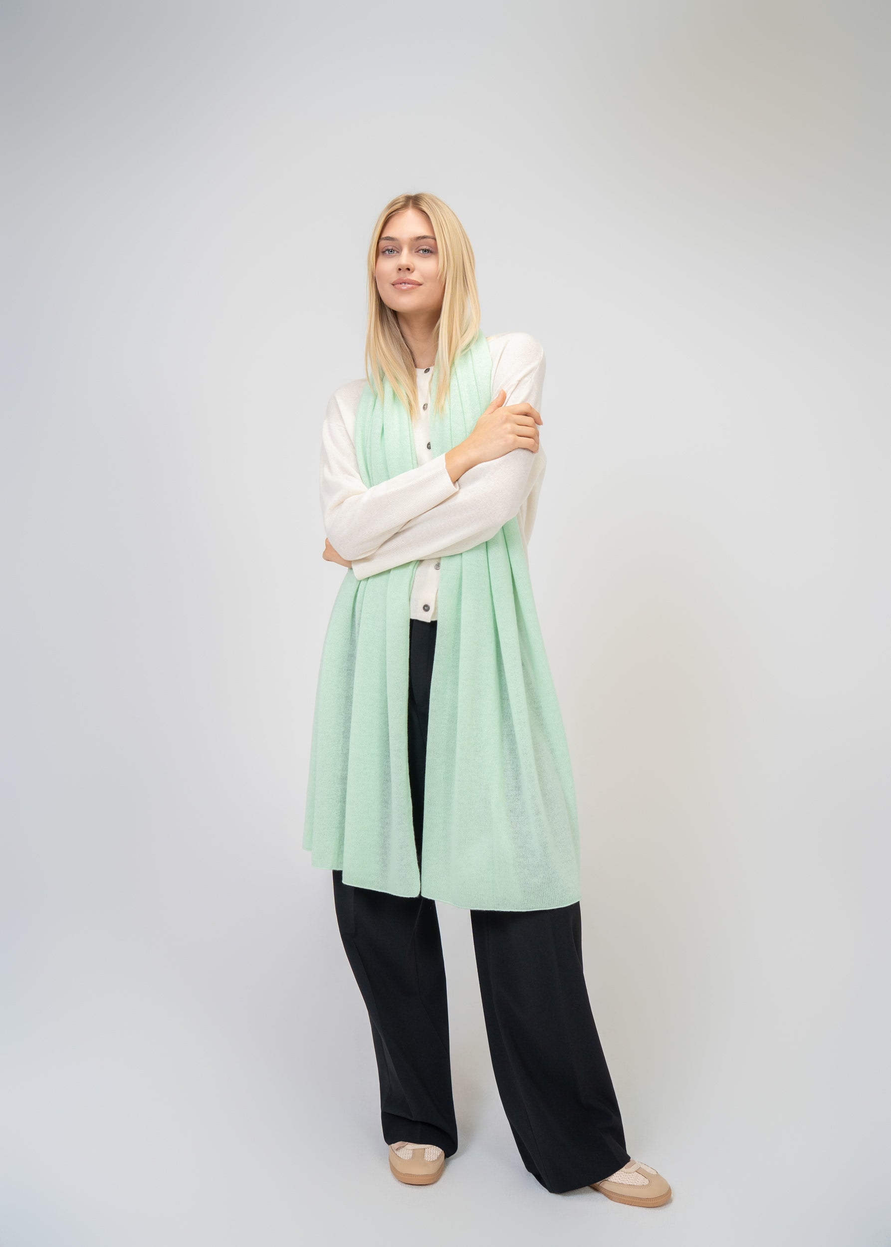 Large Scarf made of 100% pure Cashmere