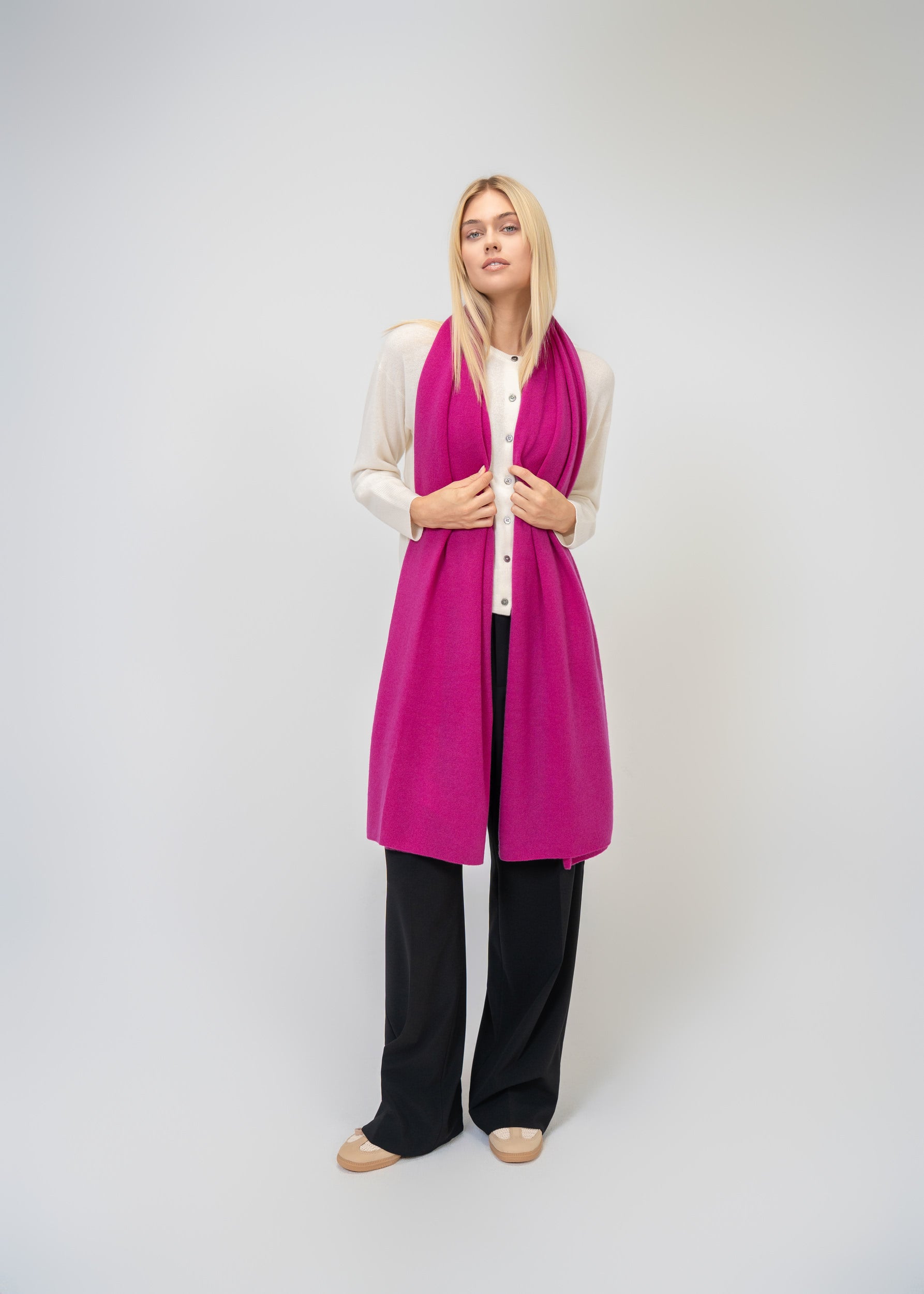 Large Scarf made of 100% pure Cashmere