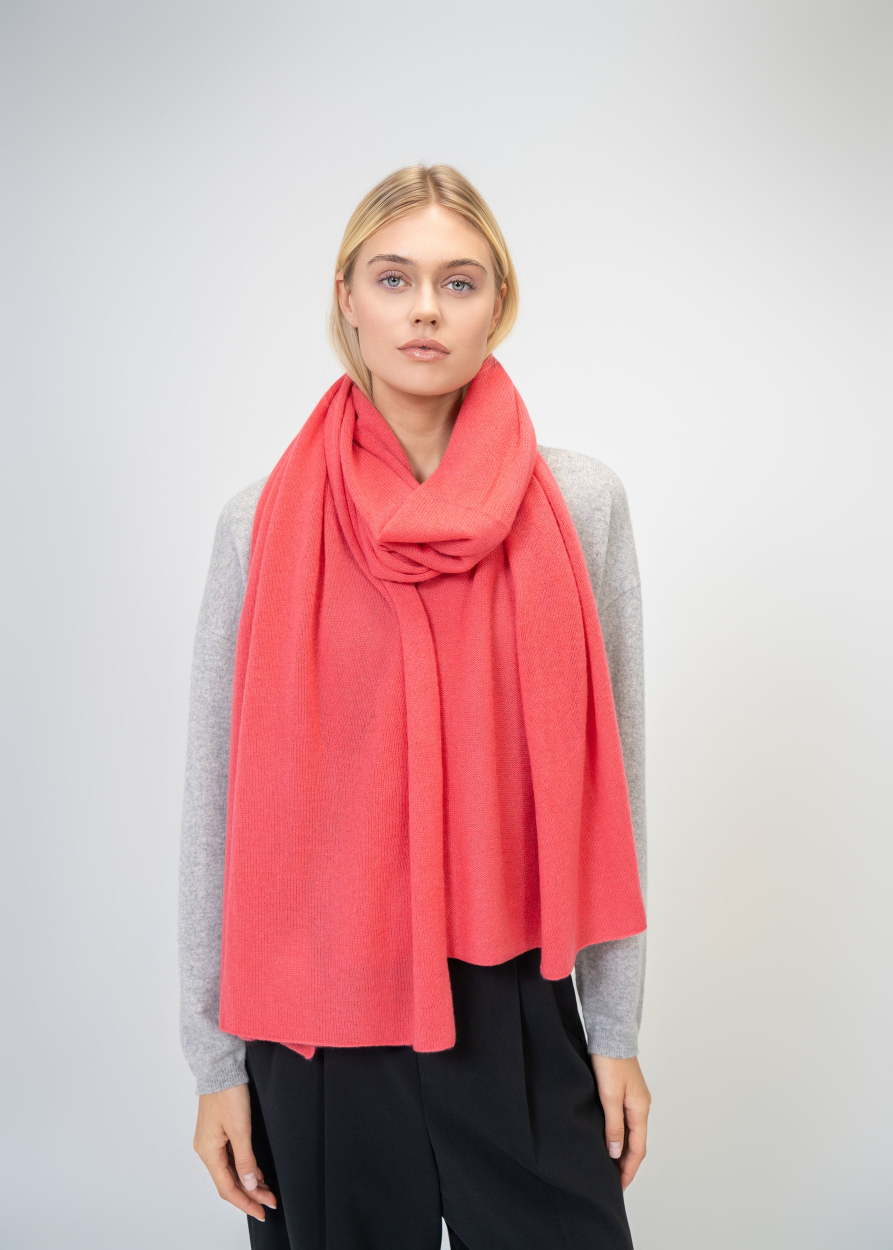 Large Scarf made of 100% pure Cashmere