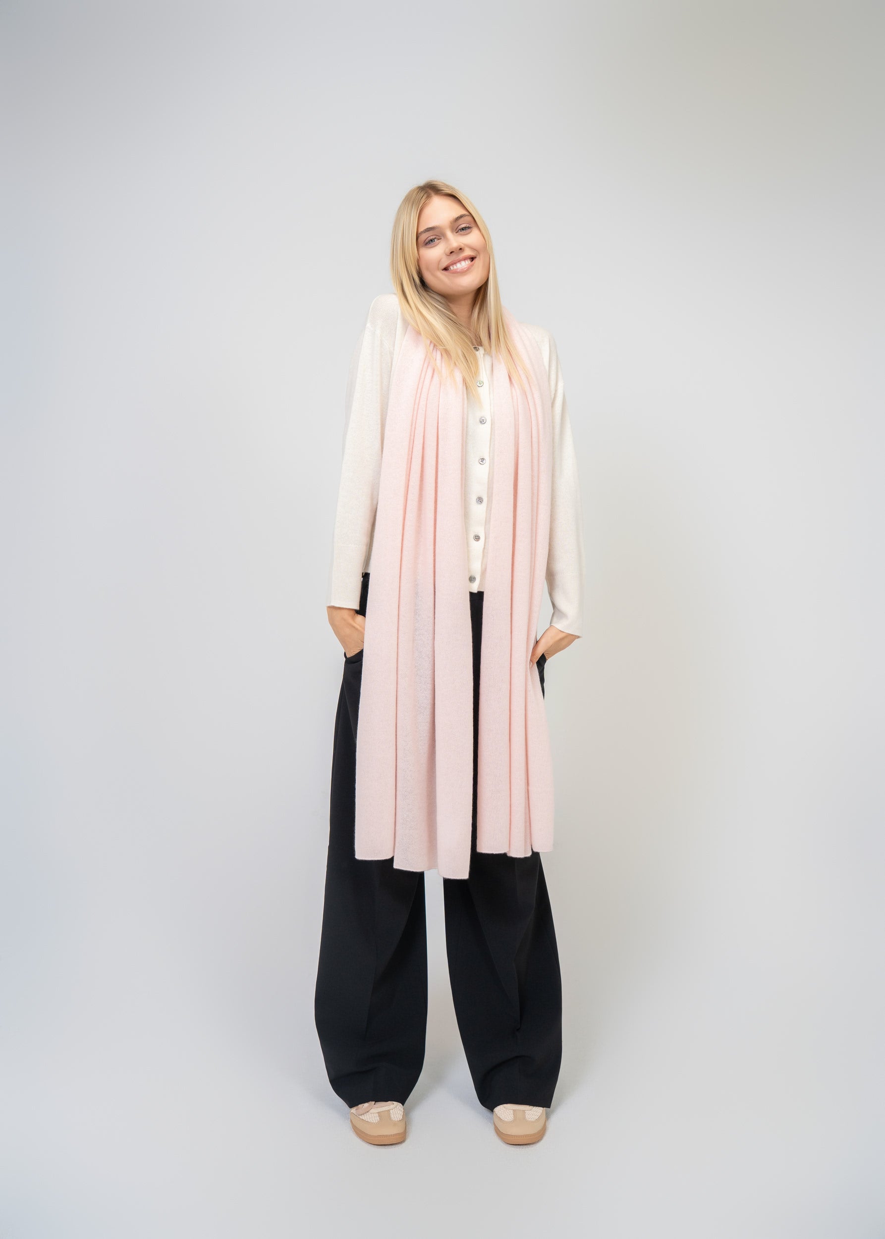 Large Scarf made of 100% pure Cashmere