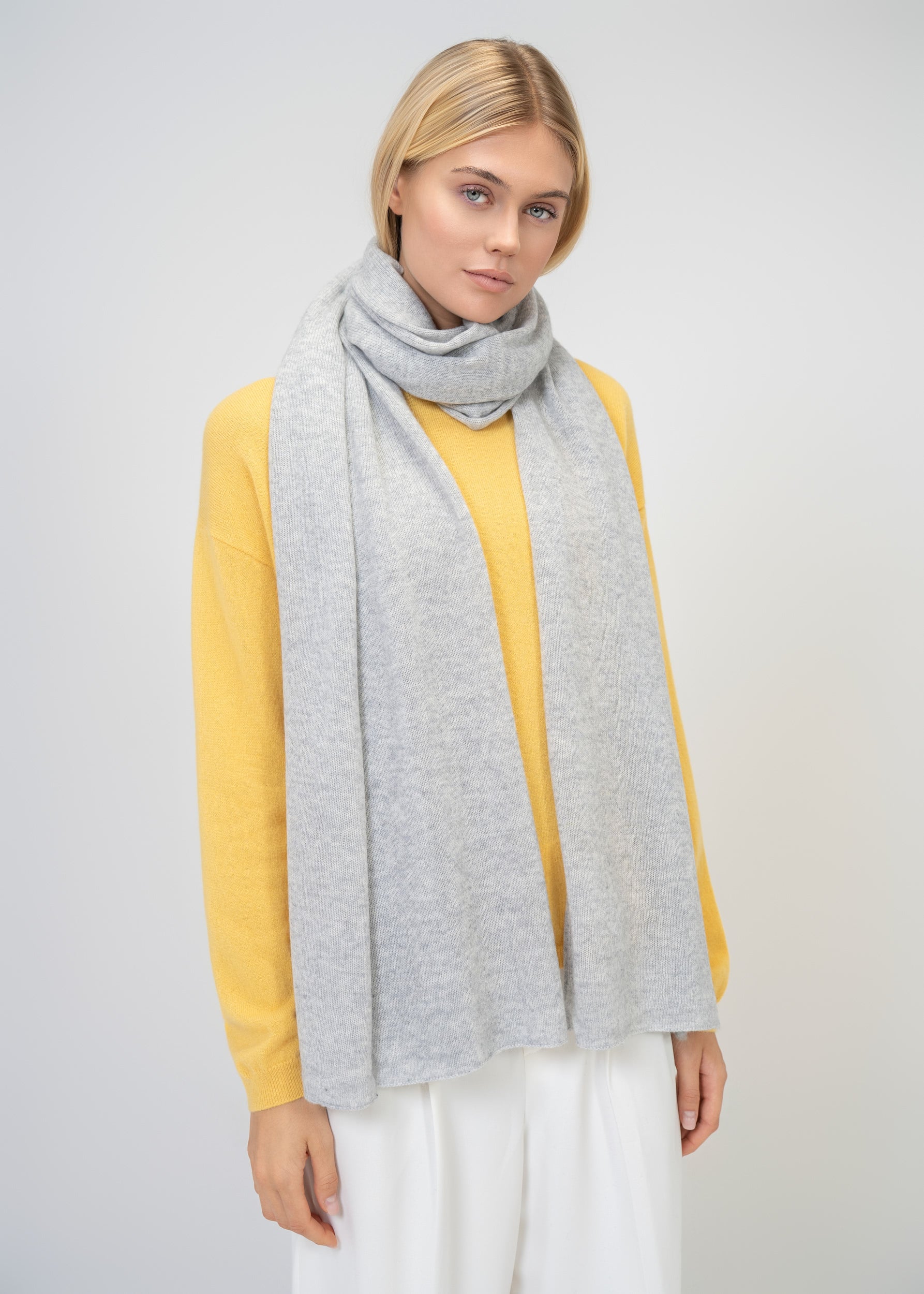 Large Scarf made of 100% pure Cashmere