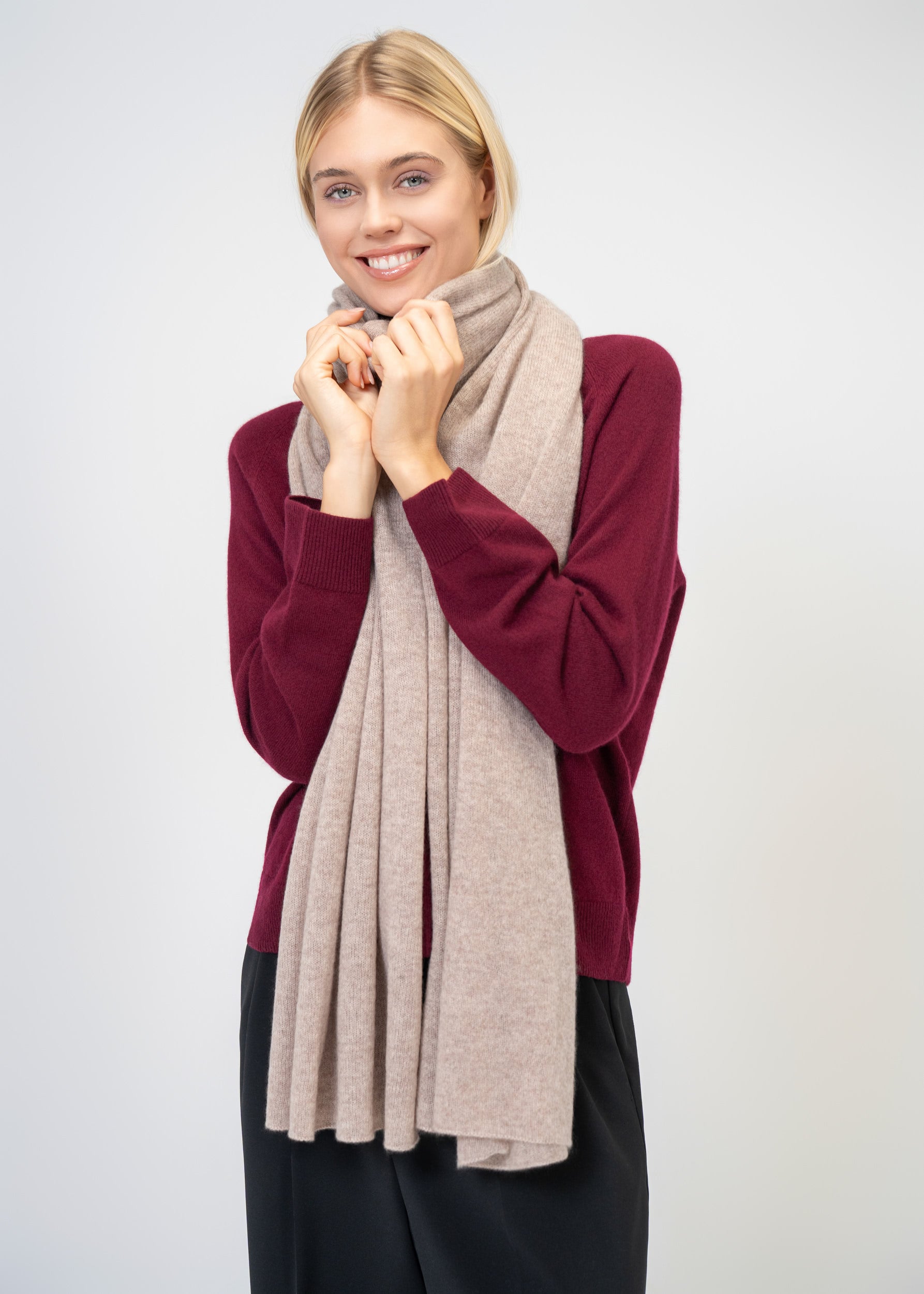Large Scarf made of 100% pure Cashmere