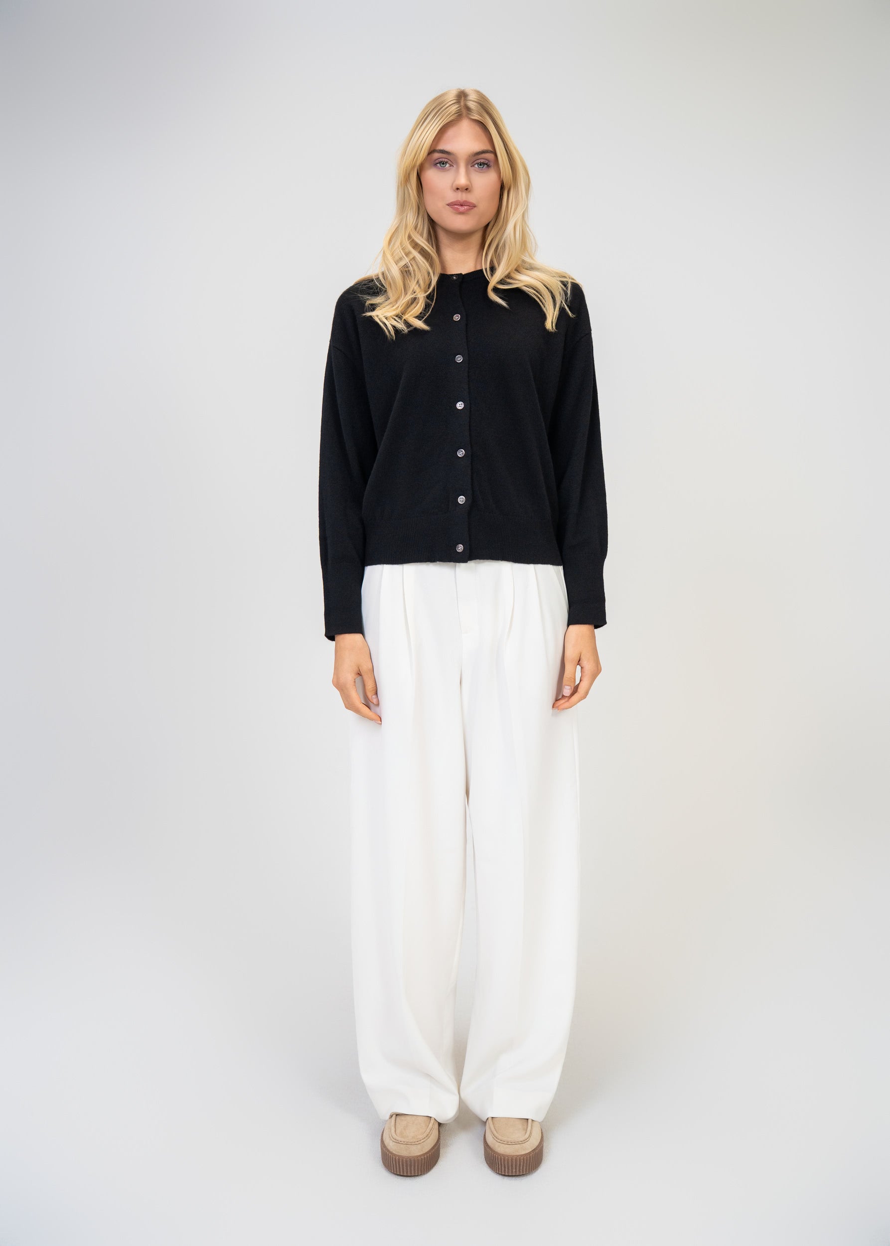 Relaxed Fit Round Neck Cashmere Cardigan