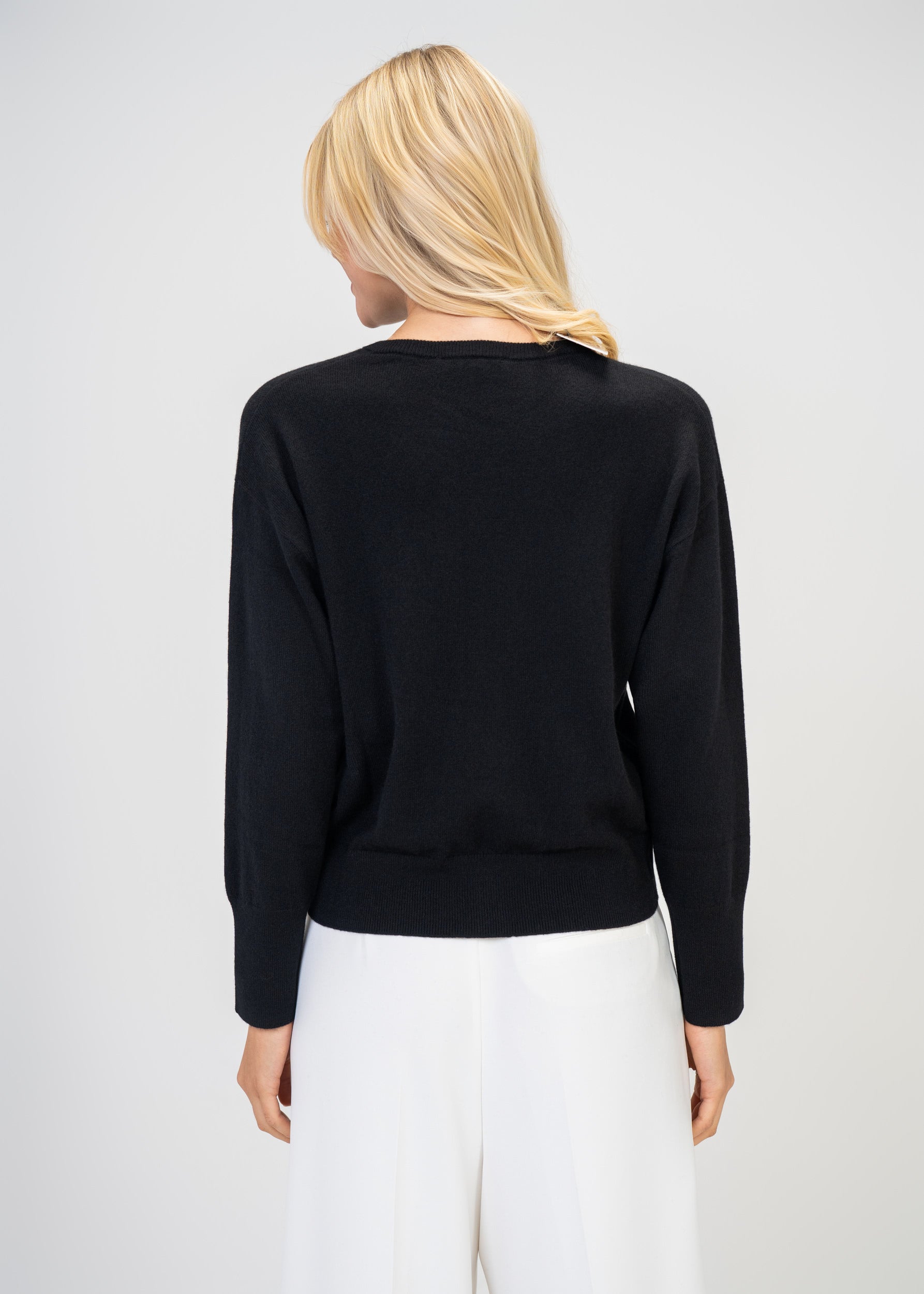 Relaxed Fit Round Neck Cashmere Cardigan
