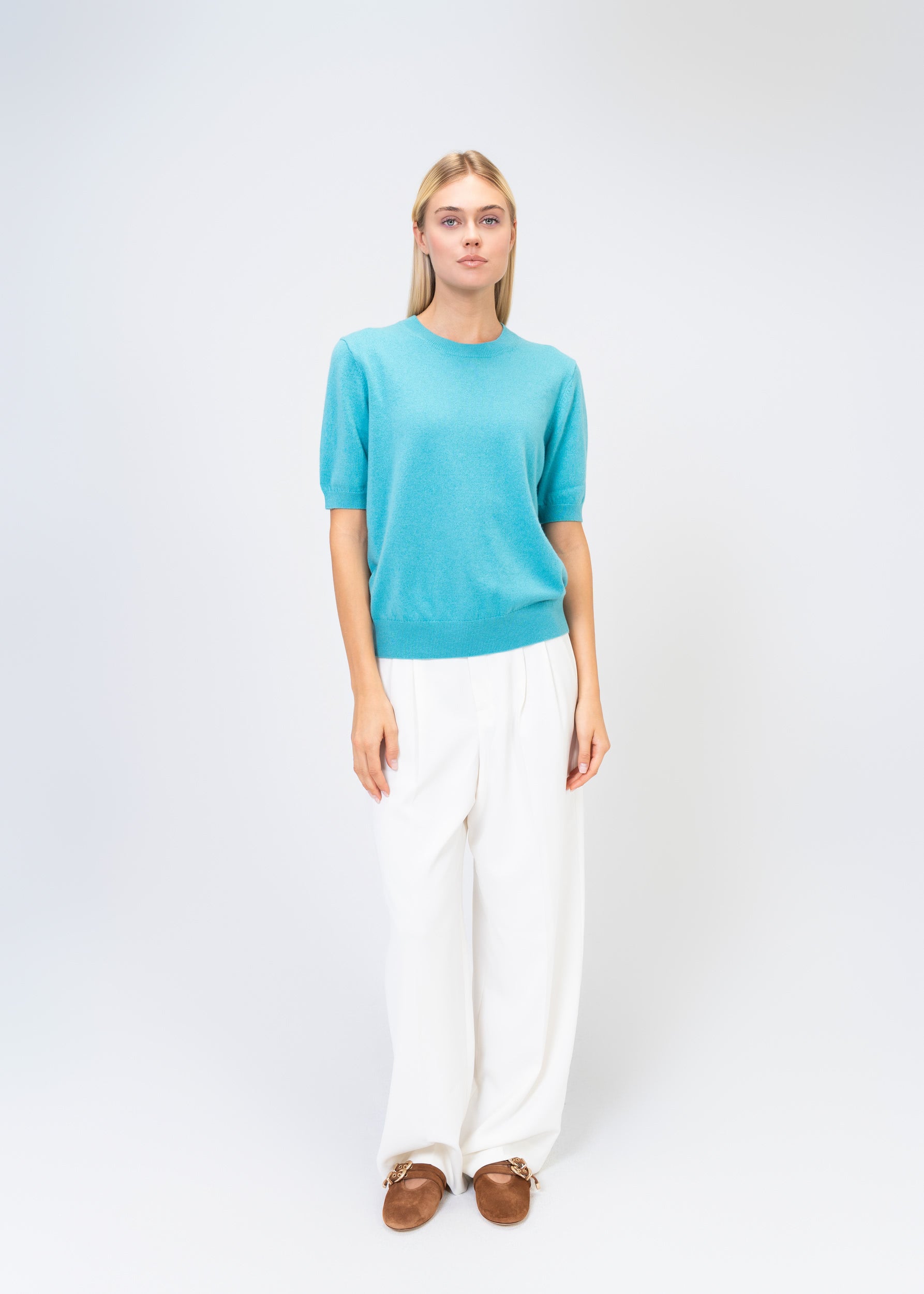 Cashmere Knit Sweater With Round Neck And Short Sleeves