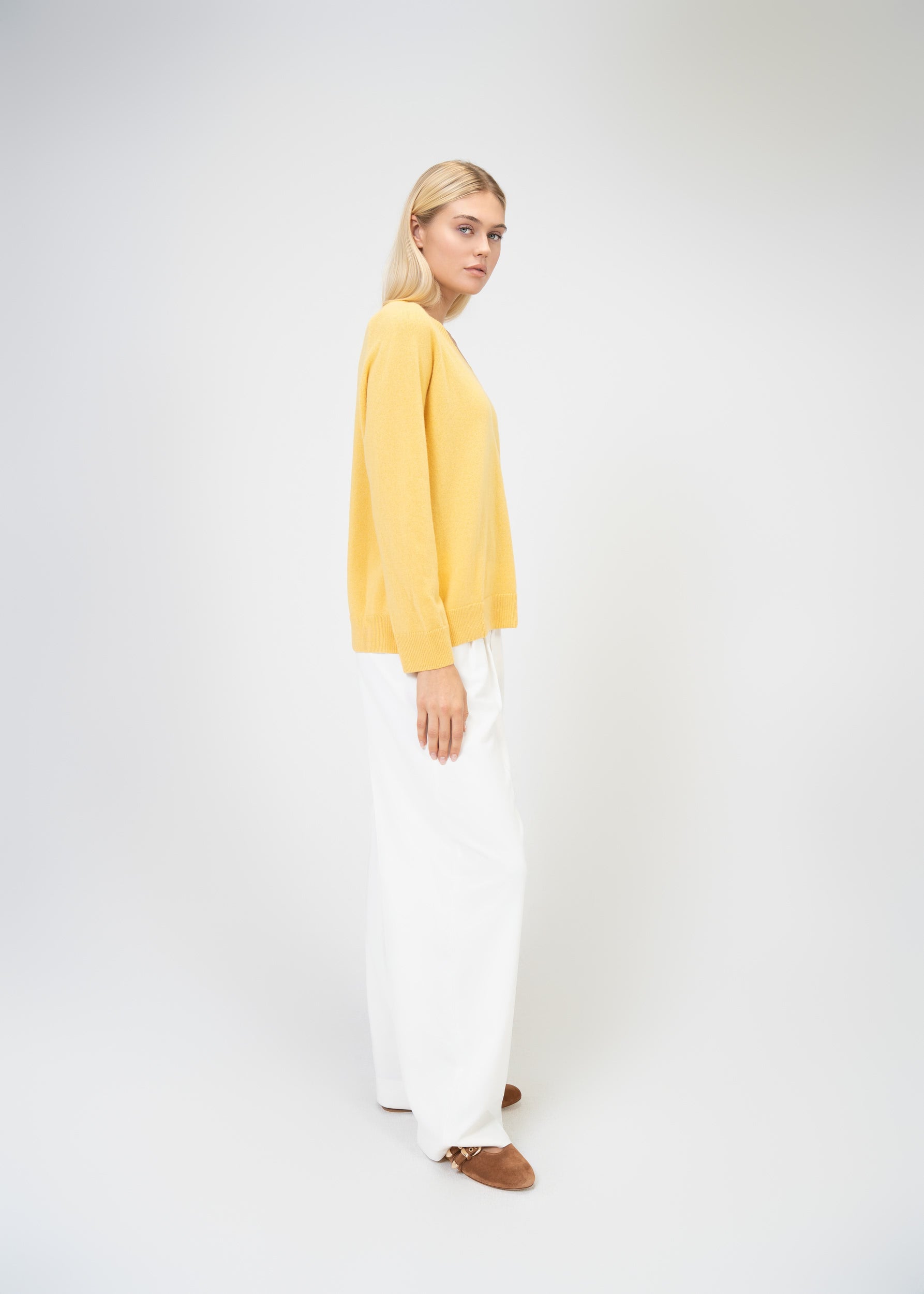 Relaxed Fit V-Neck Cashmere Knit Sweater