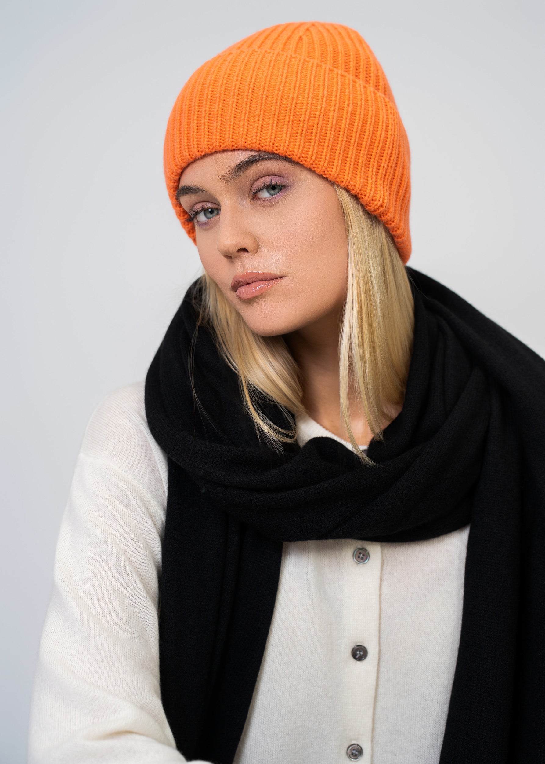 Beanie Hat Made Of 100% Pure Cashmere