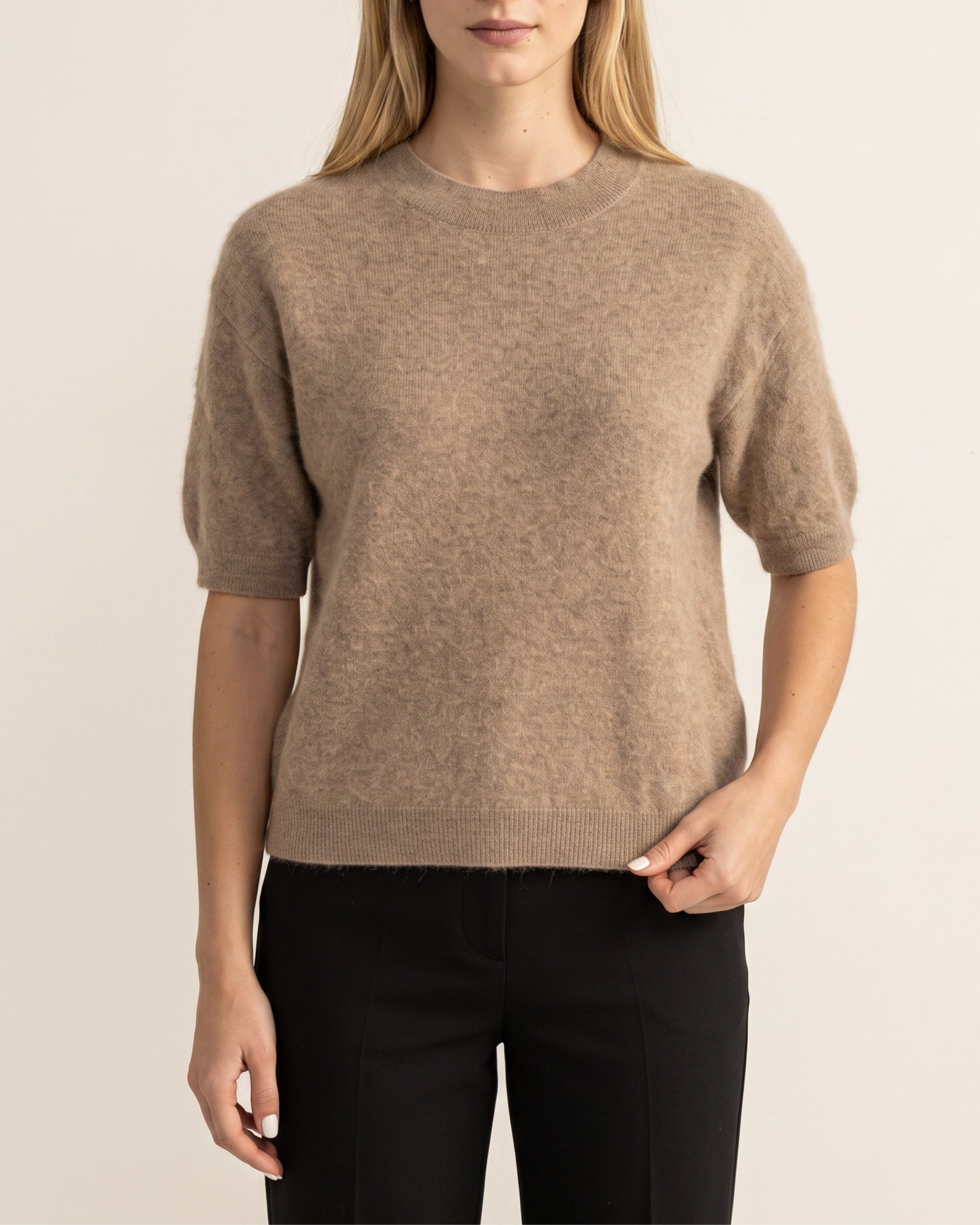 Kurzarm Pullover in Taupe Melange, Rückansicht