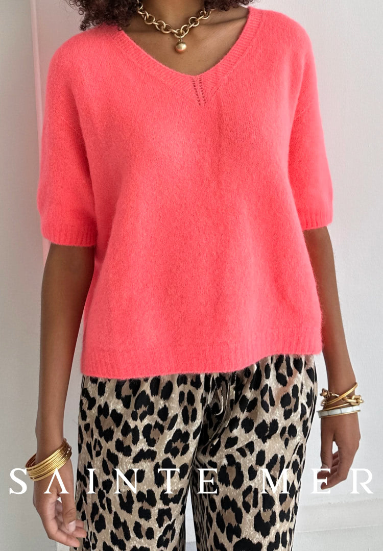 Short-sleeved knitted sweater in bright coral "Made in Italy"