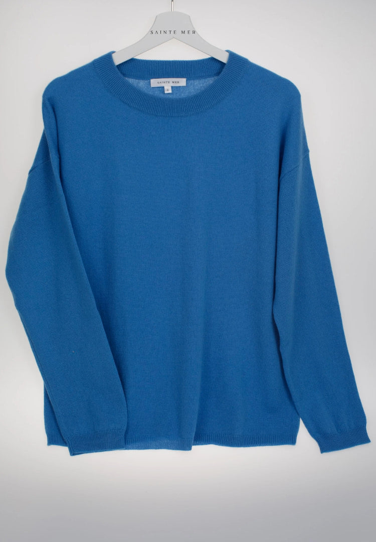 Relaxed fit round neck cashmere knit sweater