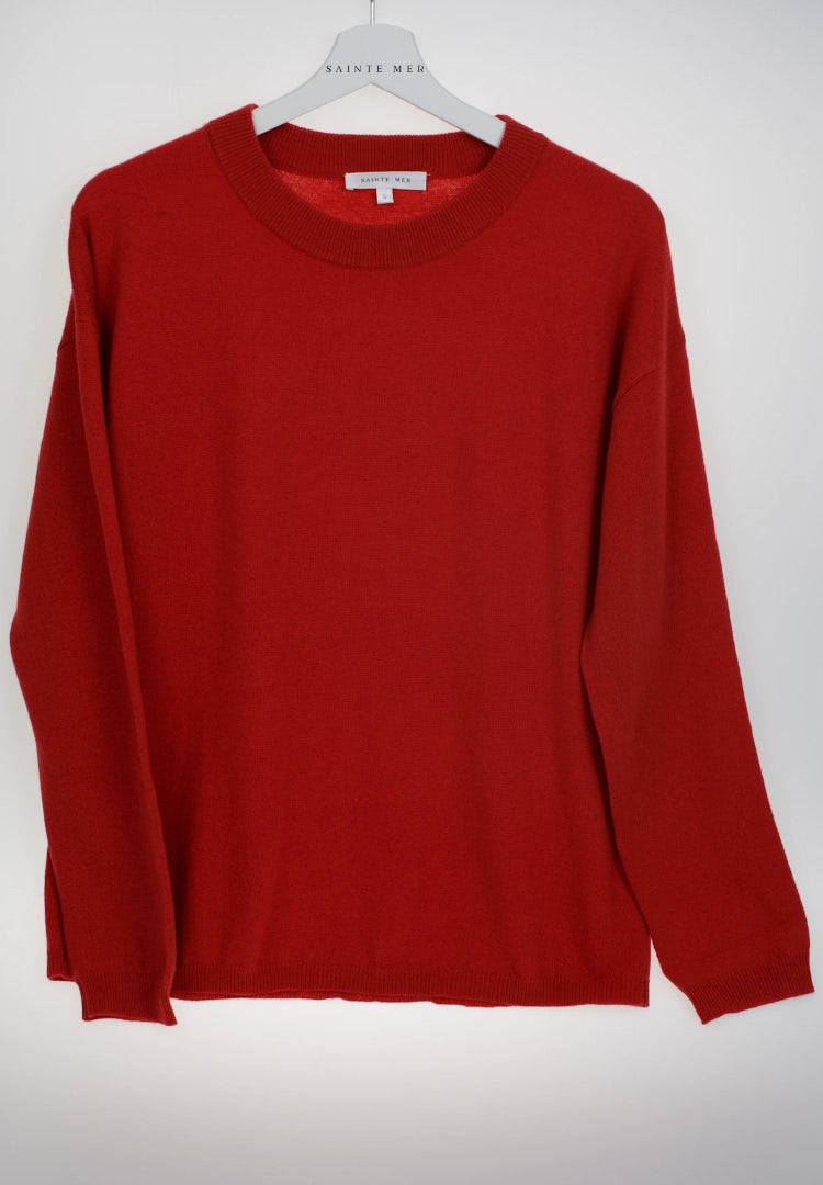 Relaxed fit round neck cashmere knit sweater