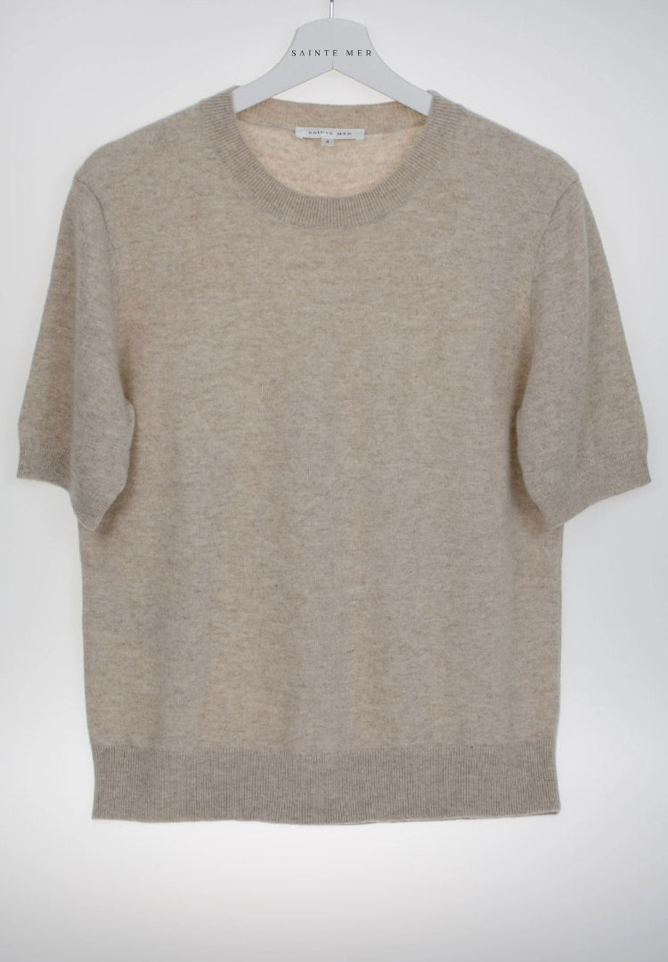 Cashmere knit sweater with round neck and short sleeves