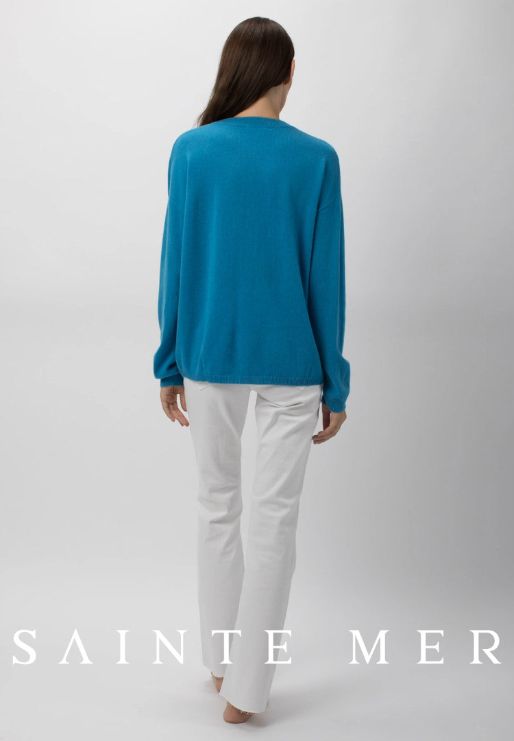 Relaxed fit round neck cashmere knit sweater