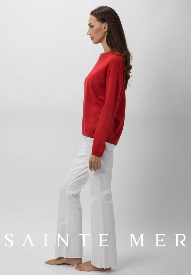 Relaxed fit round neck cashmere knit sweater