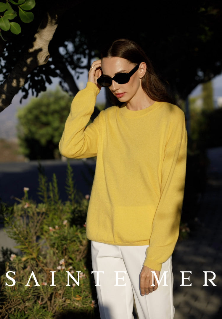 Relaxed fit round neck cashmere knit sweater