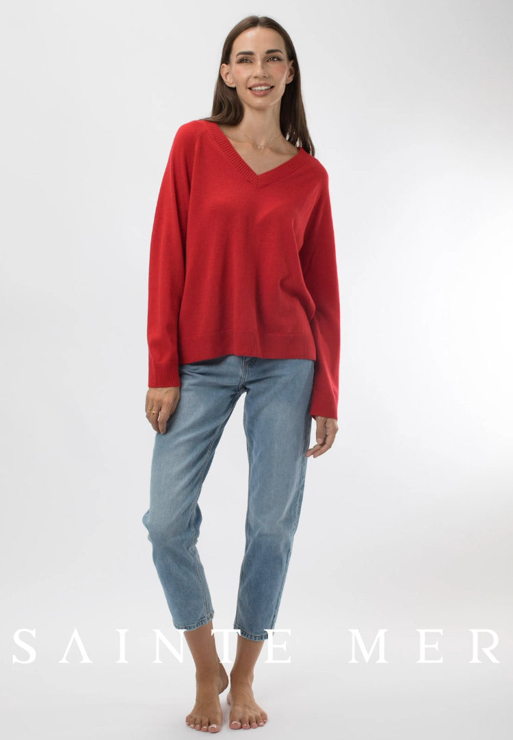 Relaxed fit V-neck cashmere knit sweater