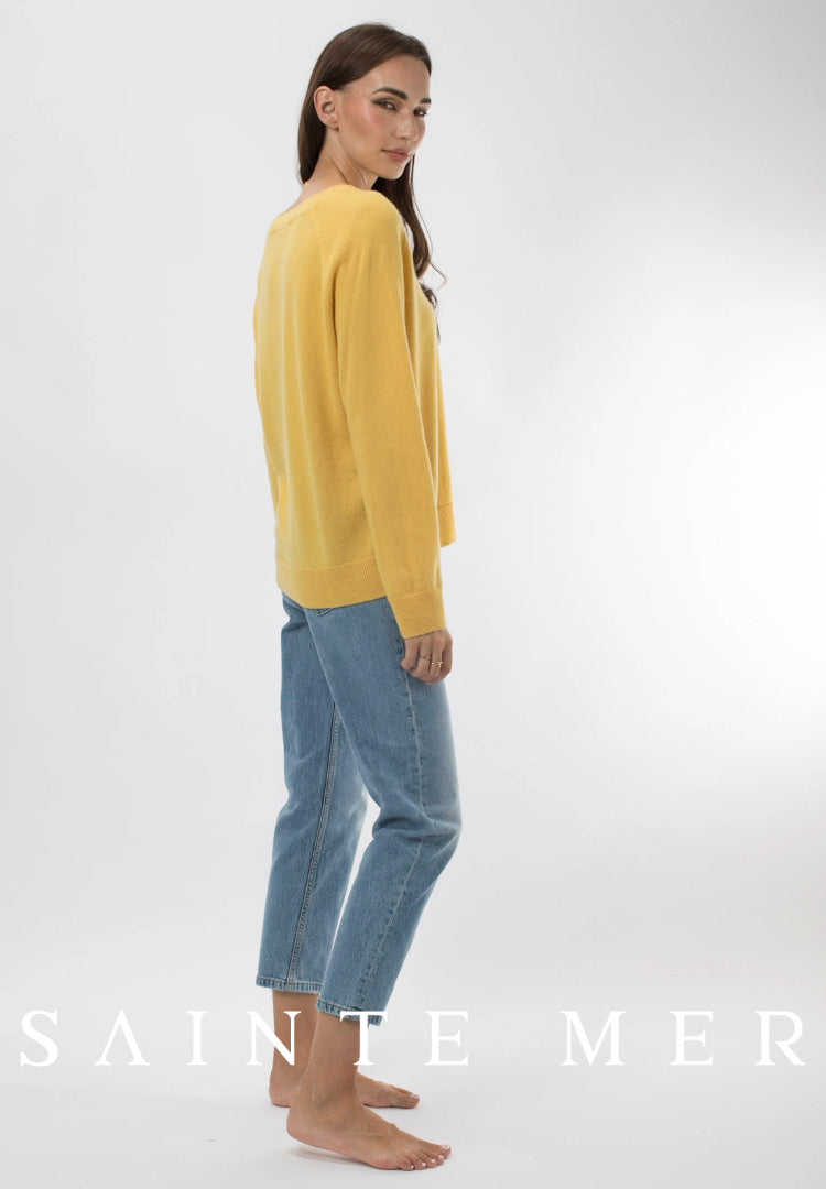 Relaxed fit V-neck cashmere knit sweater