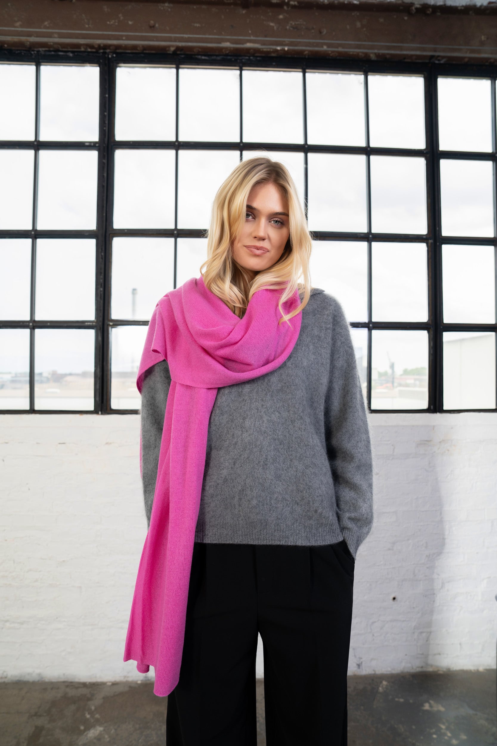 Large Scarf made of 100% pure Cashmere