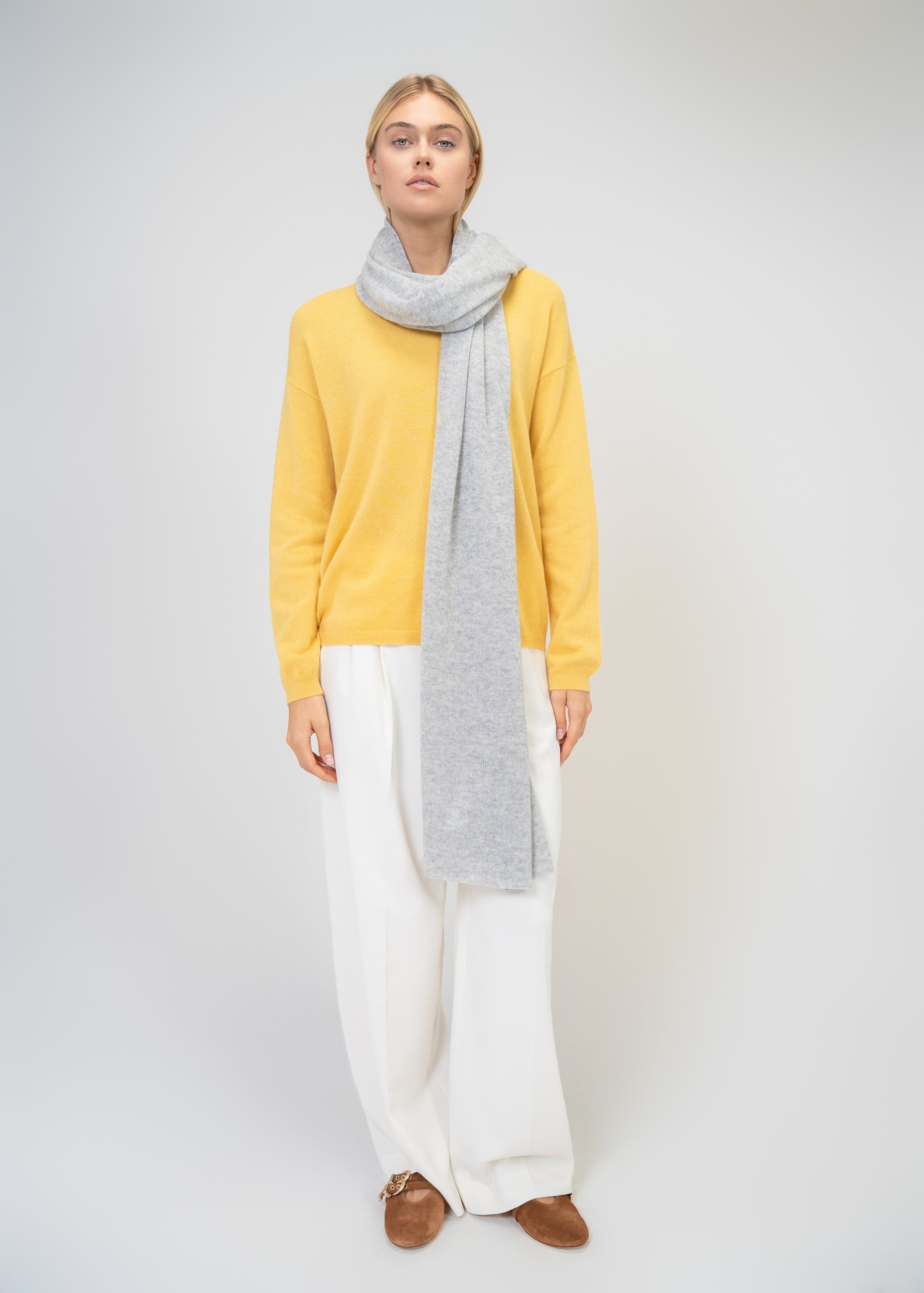 Large Scarf made of 100% pure Cashmere