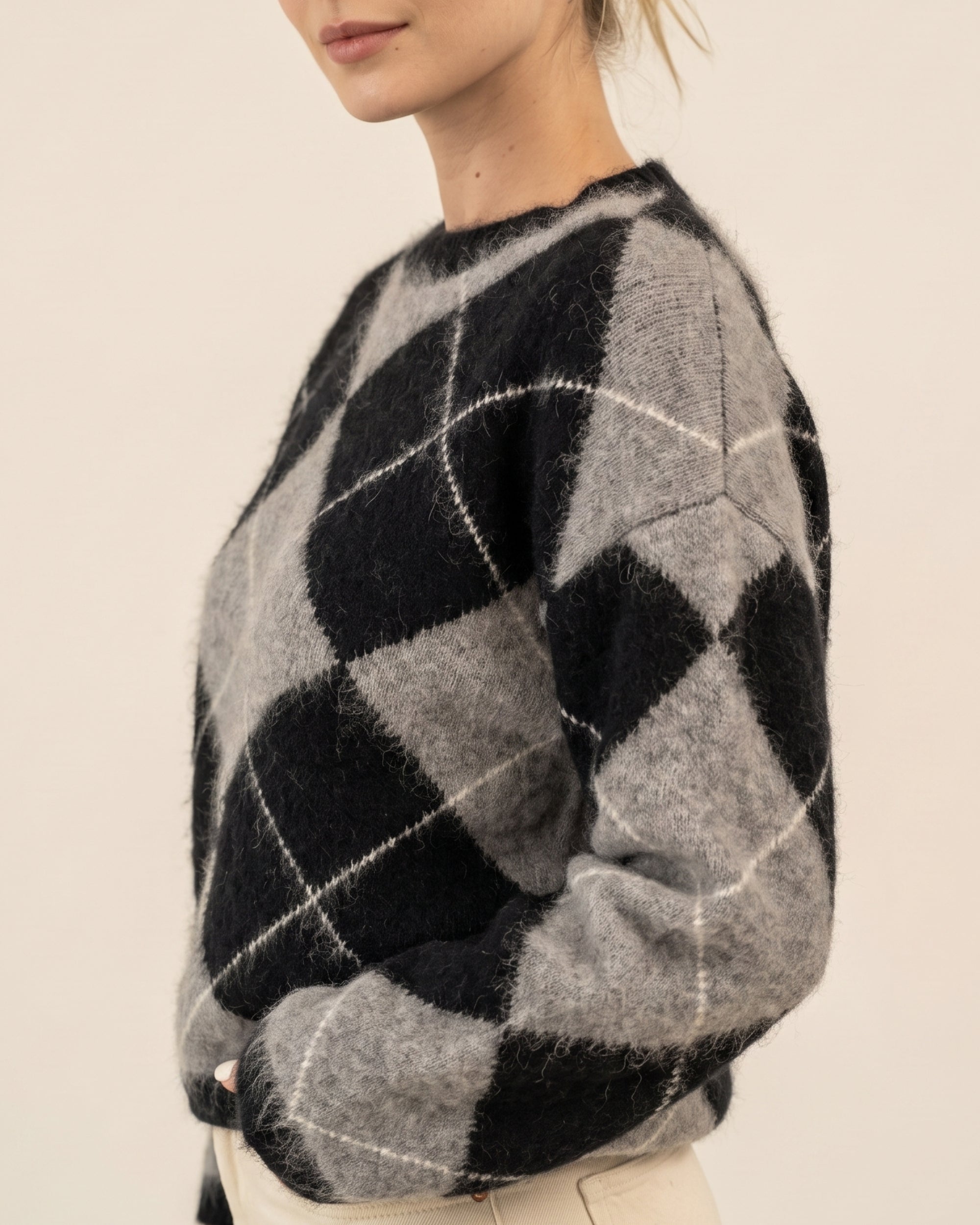 Argyle Pullover Rundhals in Flanell Black White, Ärmel und Saum