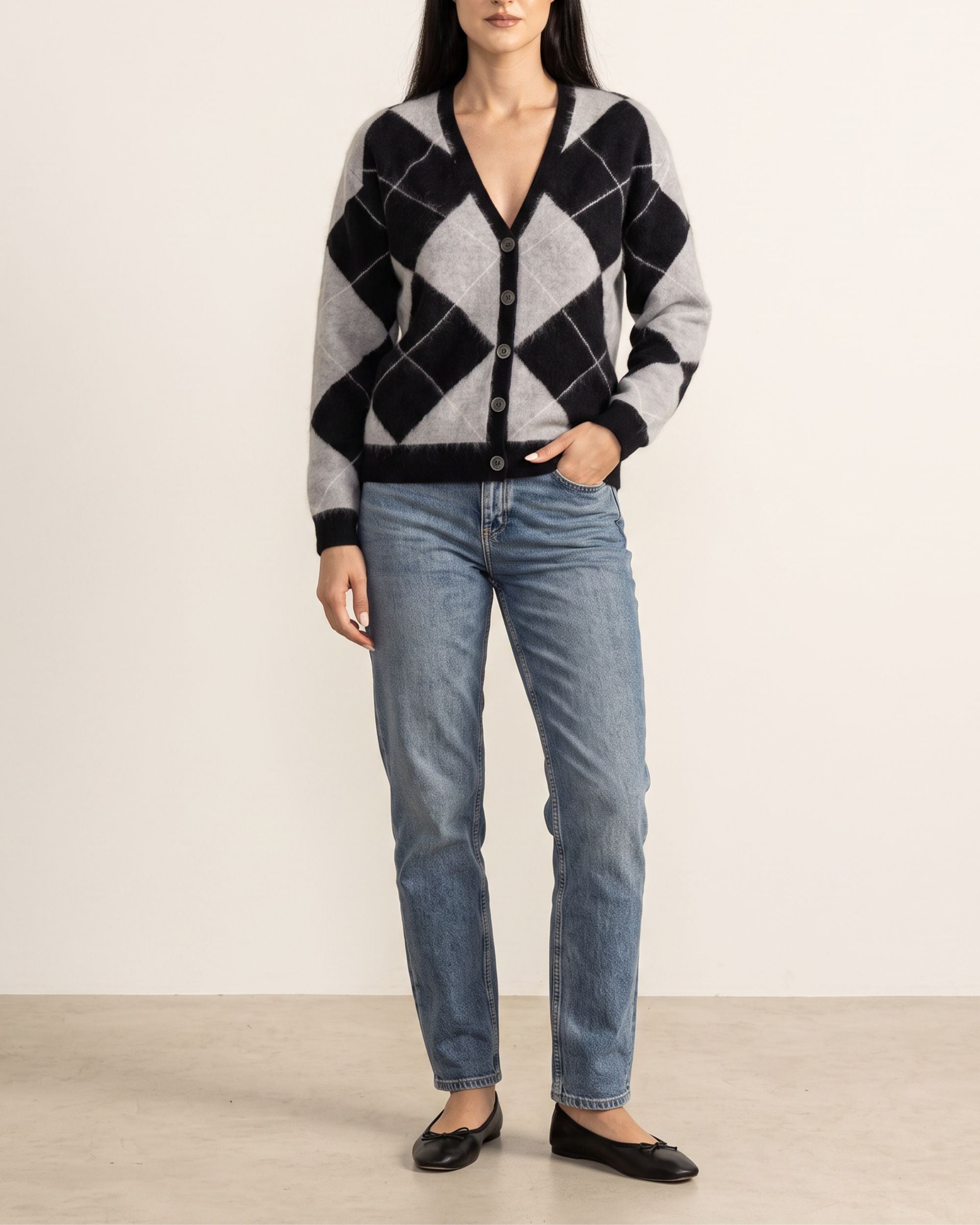 Argyle Strickjacke V-Ausschnitt in Black Silver White, Gesamtansicht